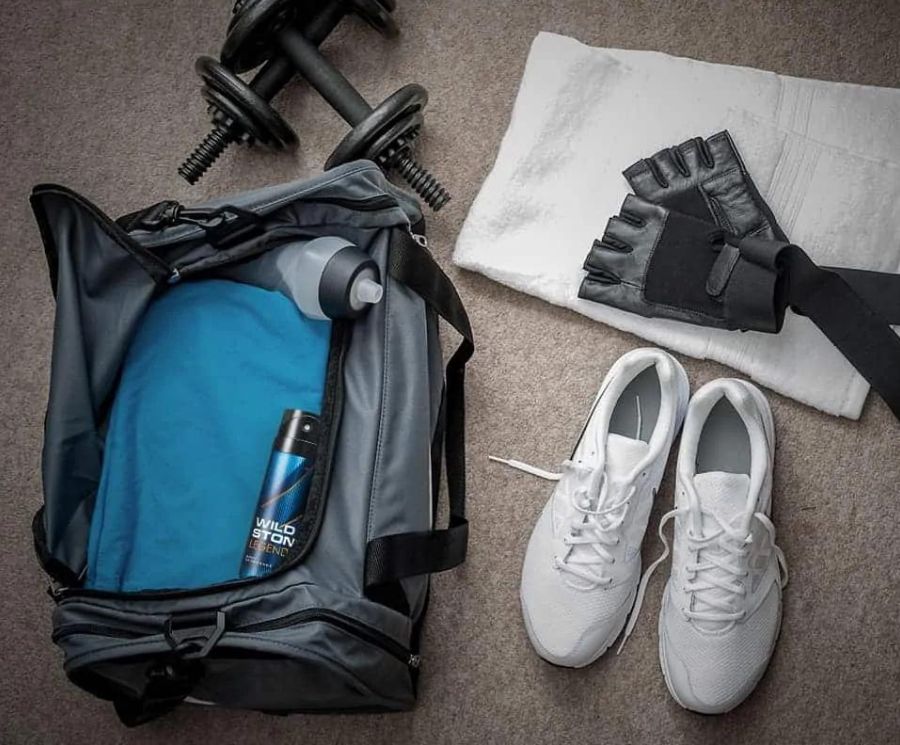 10 Gym Bag Essentials For Men