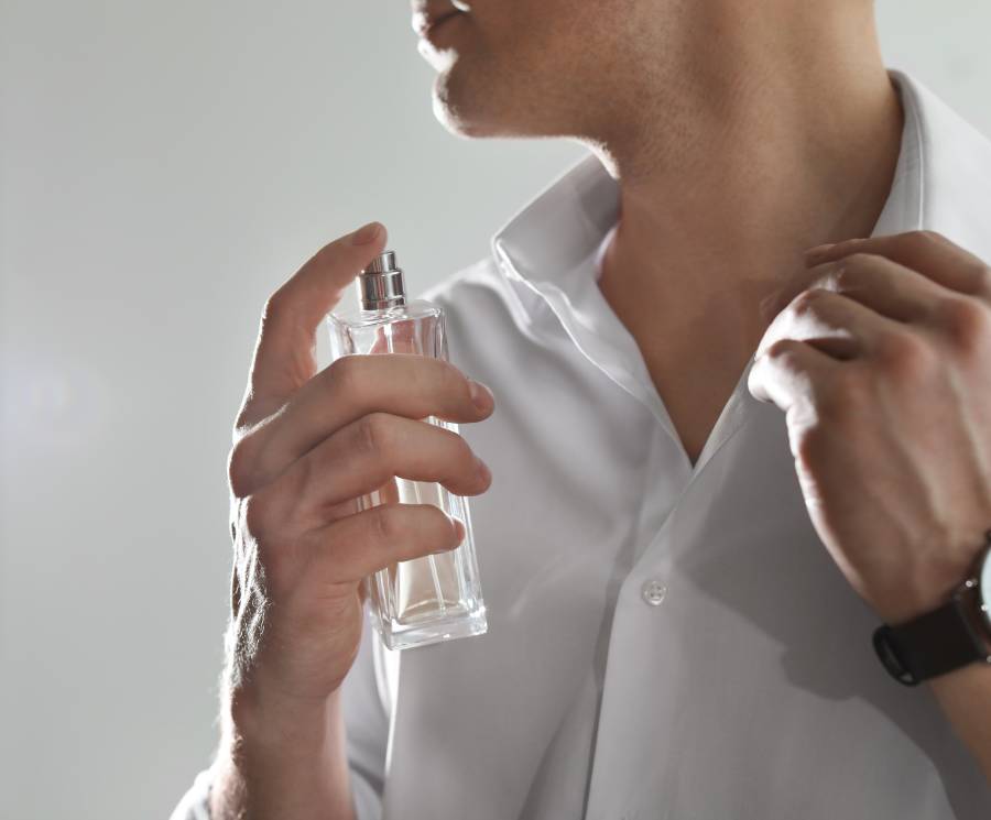 How to Apply Perfume Correctly